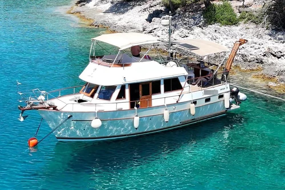 1985 Edership Trawler 39 | 44.3 ft