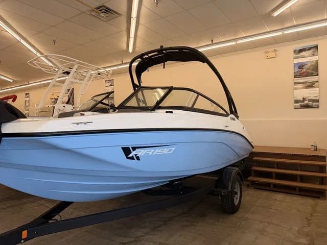 2025 Yamaha Boats AR190