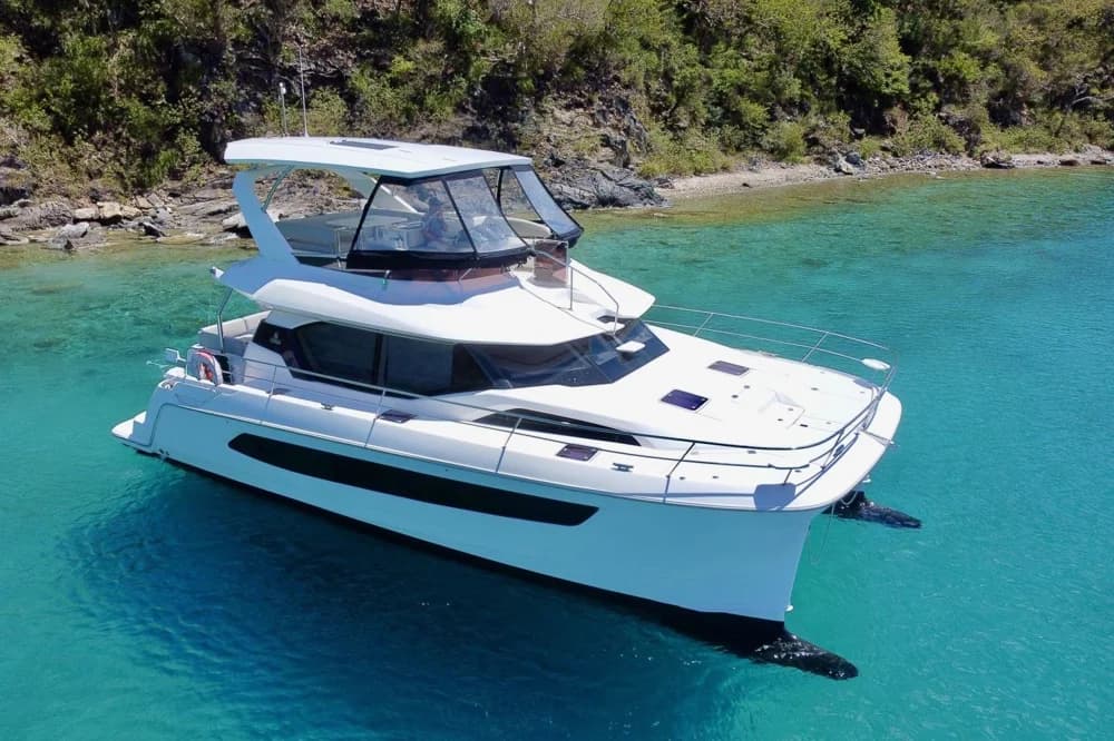 2022 Aquila 44 Yacht