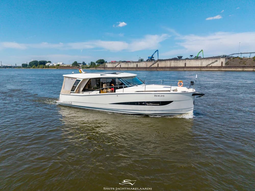 Greenline 39