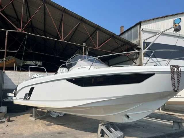 Bénéteau Flyer 8 Sundeck V2