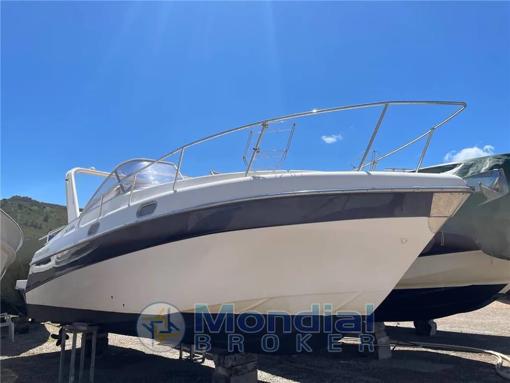 MANO' MARINE - 258 CABIN