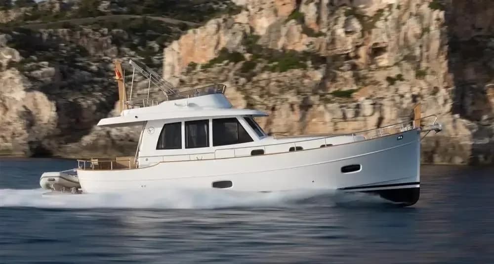 2025 Sasga Yachts Menorquin 42 Flybridge Boat for Sale in Gosport