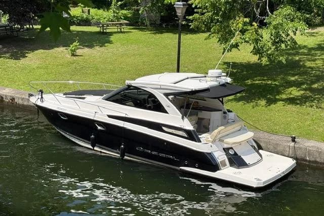 2012 Regal 35 Sport Coupe | 35 ft