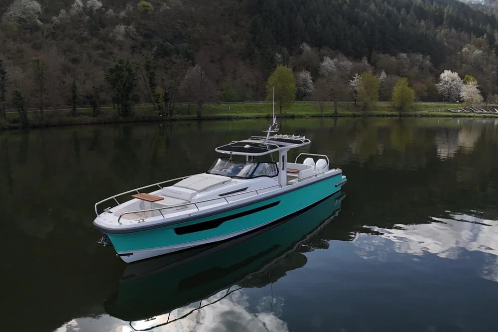 Nimbus Tender 12