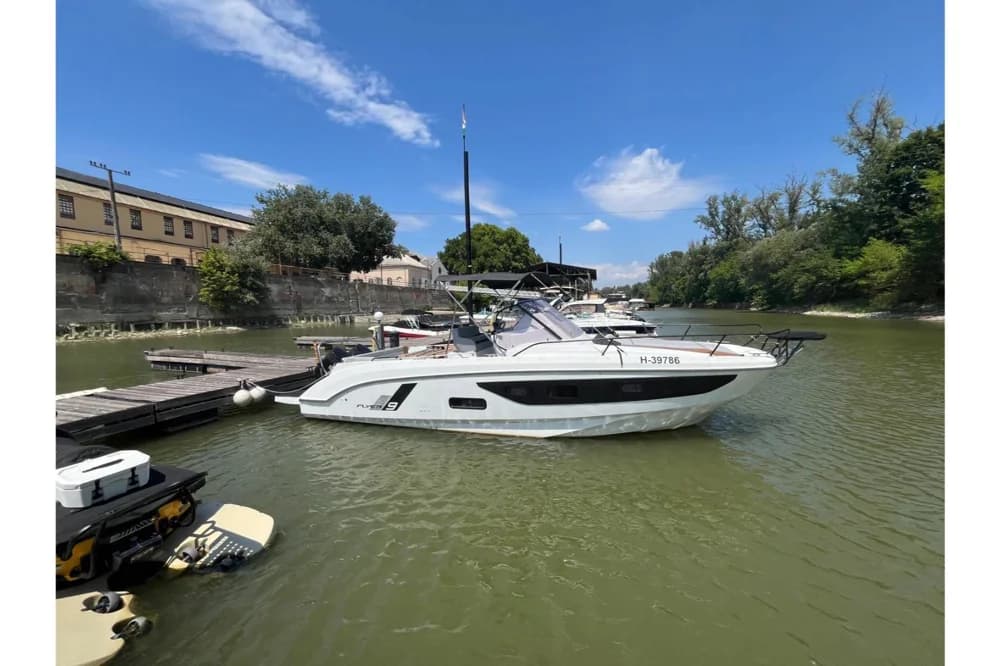 2022 Beneteau Flyer 9 SUNdeck | 29.6 ft