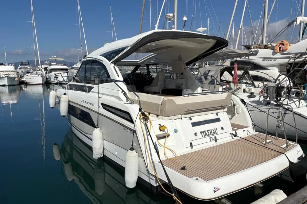 2017 Jeanneau Leader 33