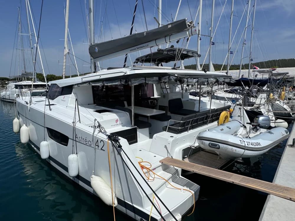 2022 Fountaine Pajot Astrea 42 | 13m