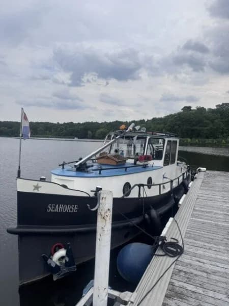 Muiden/NL Schlepper