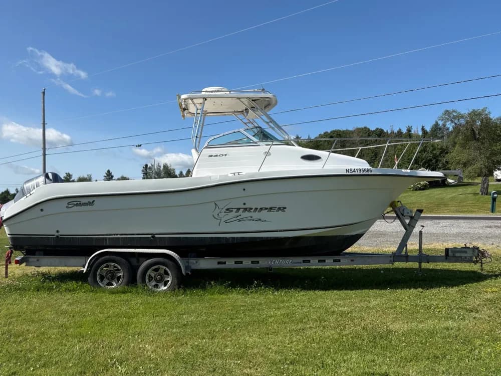 2003 Seaswirl Striper 2601 Walkaround OB Boat for Sale in Wentworth