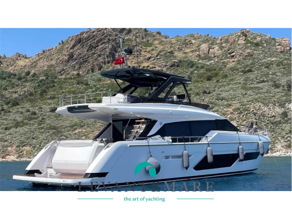 Ferretti - 720