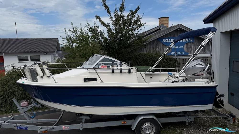 Bayliner 2052 Trophy