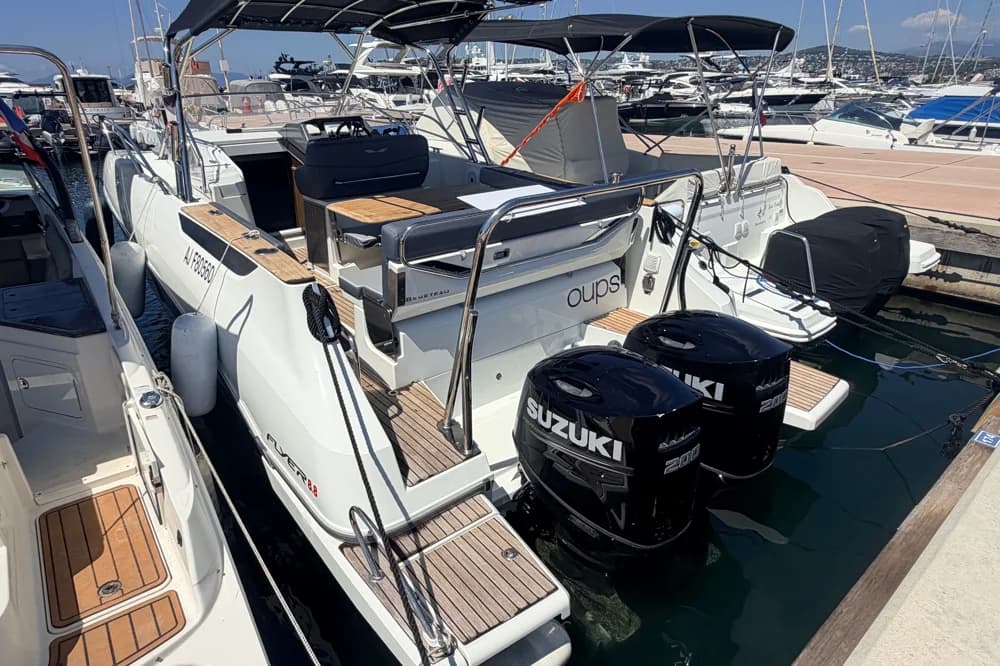 2018 Beneteau Flyer 8.8 SUNdeck