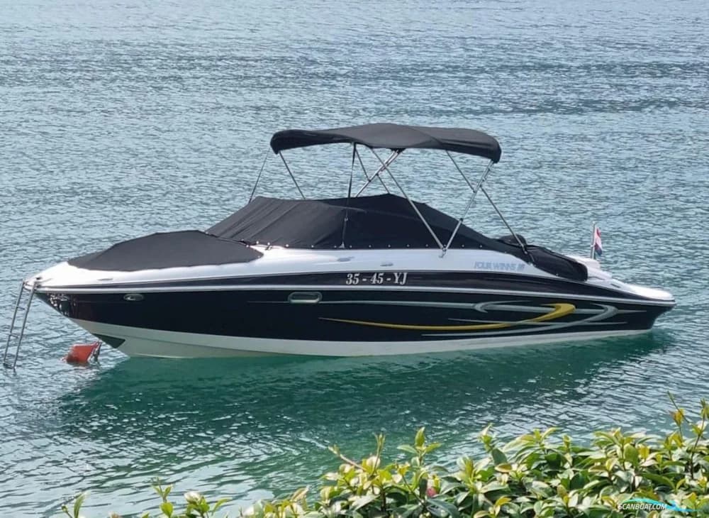 Four Winns 240 Horizon Bowrider