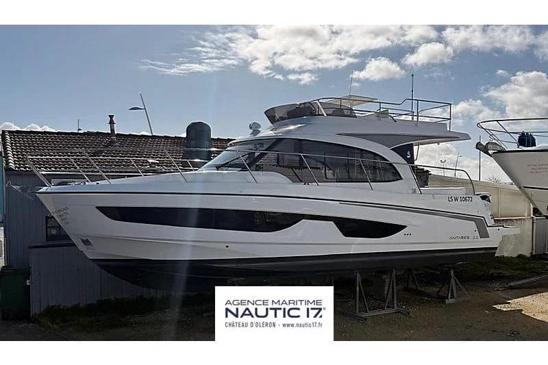 Beneteau Antares 11 Fly