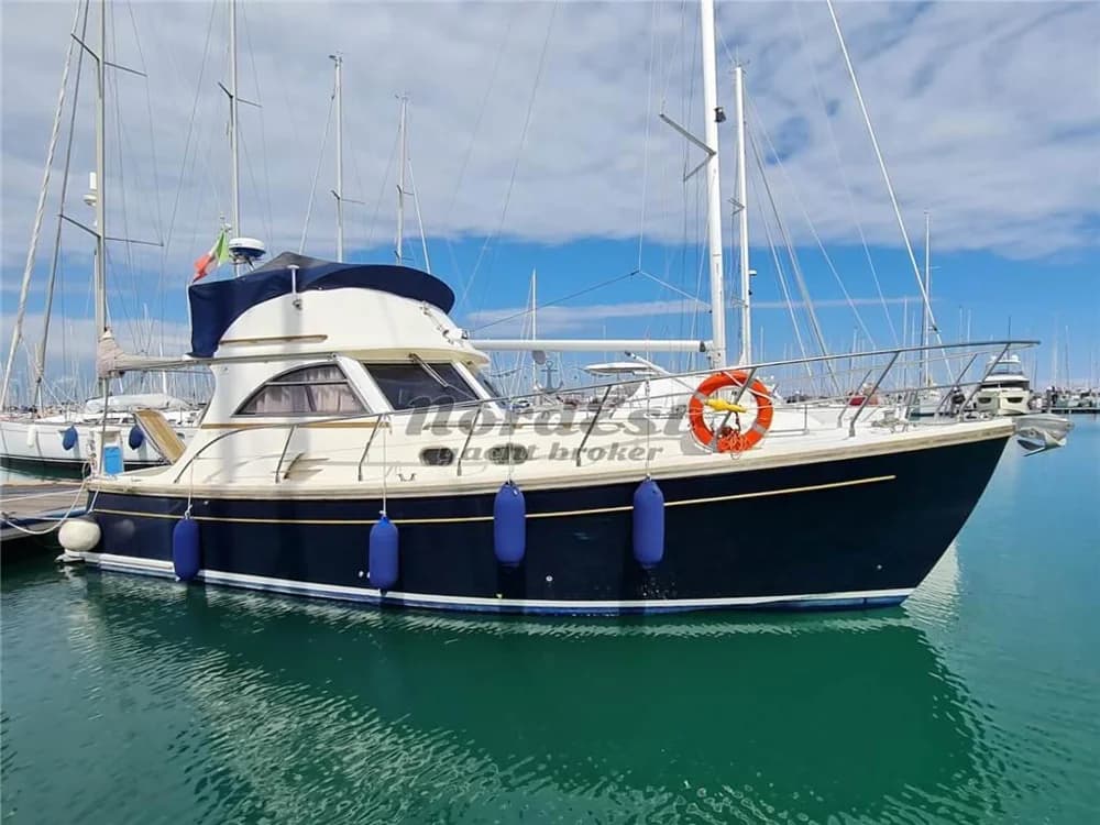 Cantieri Estensi - Goldstar 360 Fly