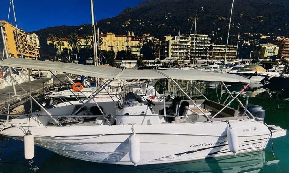 Jeanneau Cap Camarat 7.5 CC